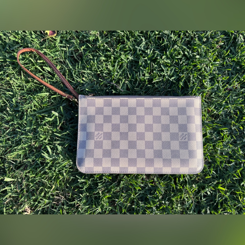 Louis Vuitton Damier Azur Neverfull Pouchette - Picture 1 of 11